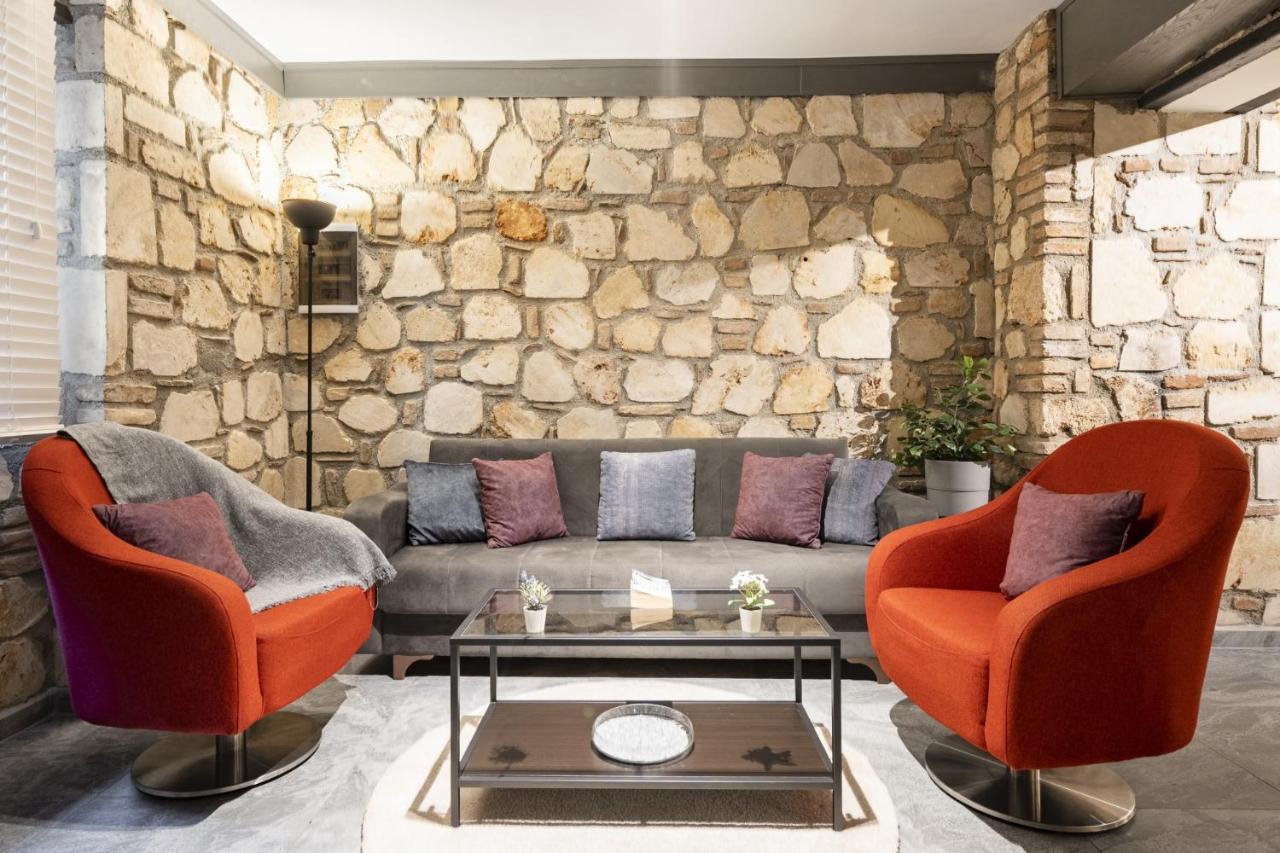 Charming Flat Near Hadrians Gate Apartment Antalya Bagian luar foto